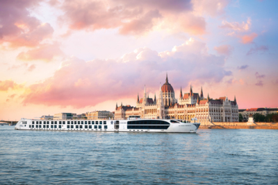 UW-MT-Exterior-Budapest-9871